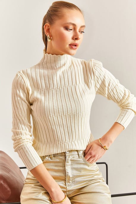 Taillierter gerippter Rollkragenpullover - Image 4