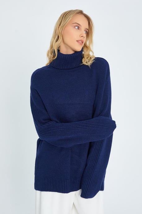 Lässiger Turtleneck-Strickpullover - Image 3