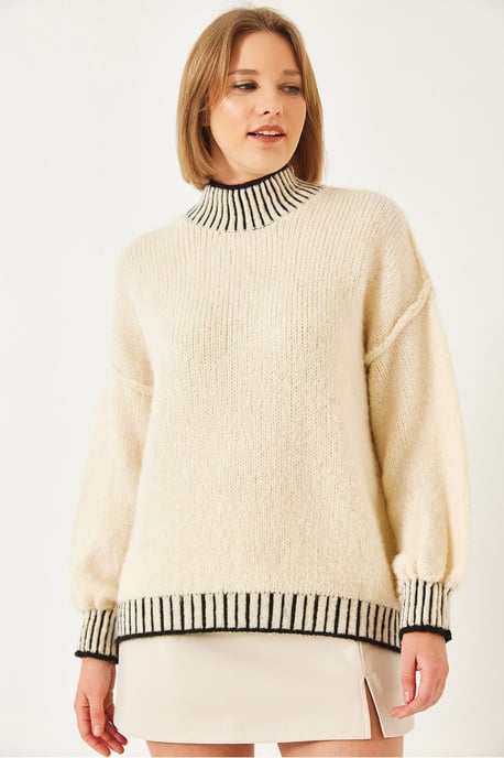 Musterierter Rollkragenpullover im lockeren Schnitt - Image 2