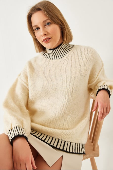Musterierter Rollkragenpullover im lockeren Schnitt - Image 3