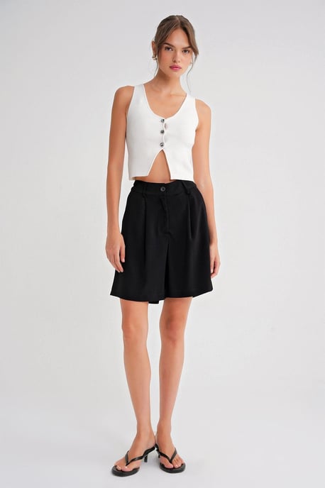 Hochtaillierte Knopf-Shorts mit Taschen - Image 1