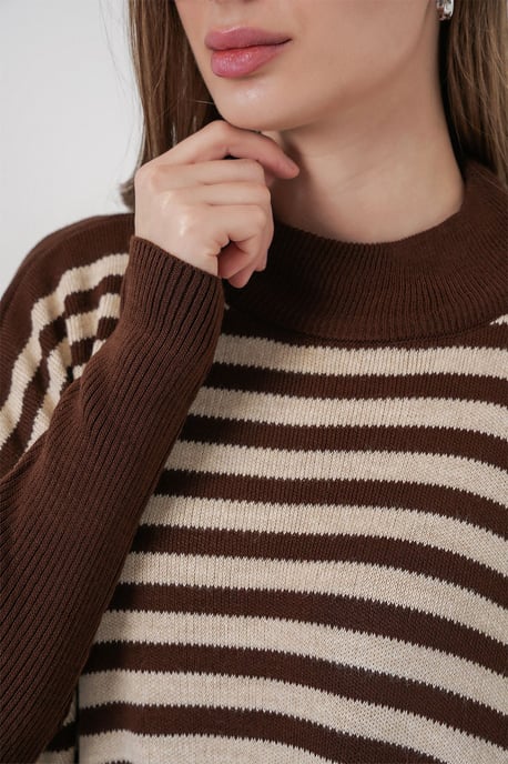 Schlitz-Details Halber Rollkragen Lässiger Pullover - Image 5
