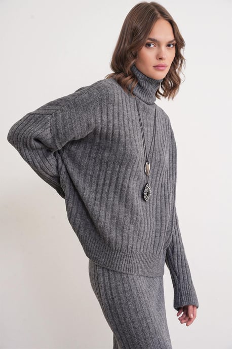 Oversize Rippstrick Rollkragenpullover - Image 3