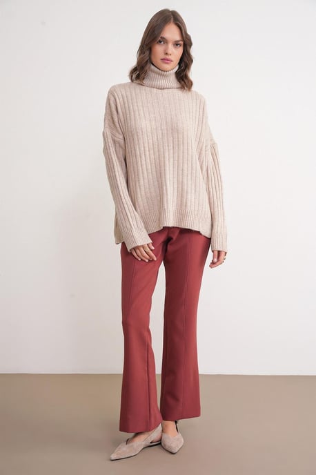 Übergroßer Rippstrick-Turtleneck-Pullover - Image 2