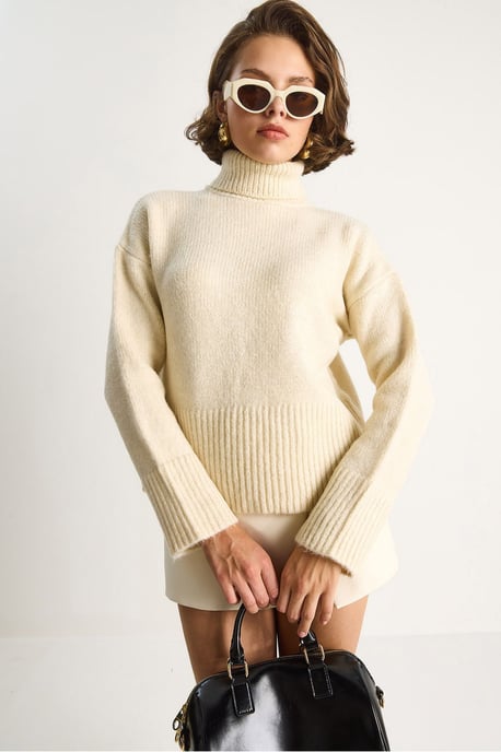 Übergroßer Strickrollkragenpullover - Image 2
