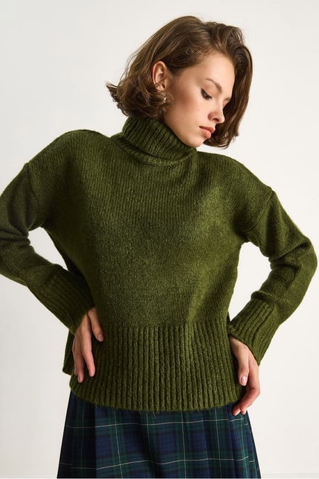 Übergroßer Strickrollkragenpullover - Image 4