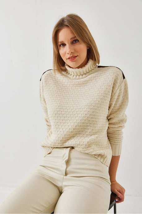 Strukturierter Rollkragenstrickpullover - Image 4