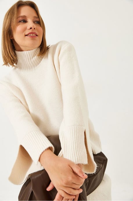 Rollkragen-Relaxed-Fit-Pullover mit Schlitzdetails - Image 4