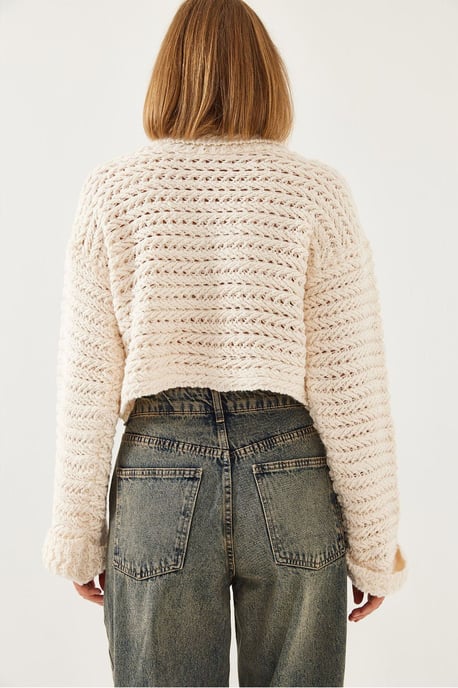 Strukturiertes, tailliertes Rollkragenpullover - Image 4