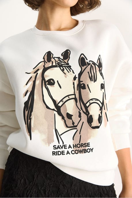 Lässig geschnittenes bedrucktes Sweatshirt mit Rückendruck - Image 5