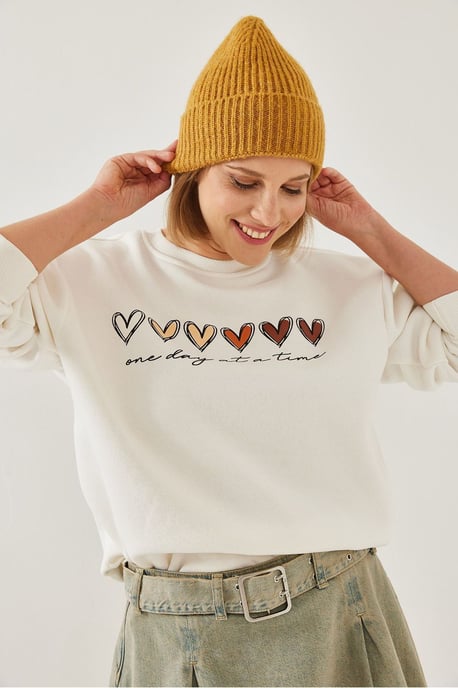Herz-Muster Crew-Neck Sweatshirt - Image 4