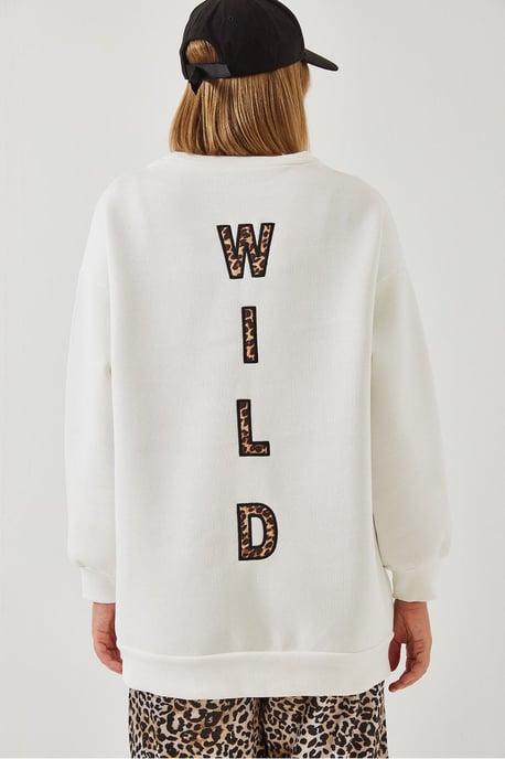 Bestickter Rundhals-Pullover mit Reißverschluss - Image 4