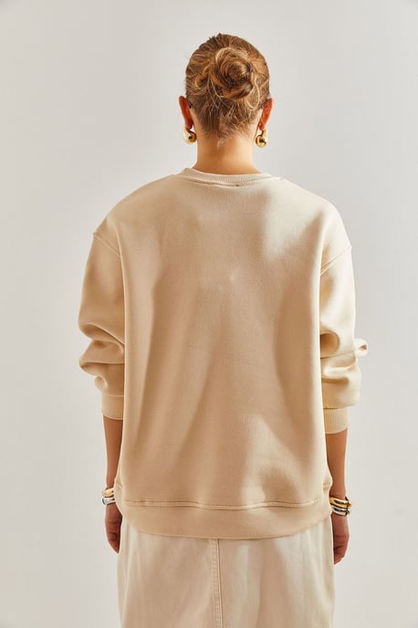Übergroßer Sweatshirt mit Rundhalsausschnitt und Logo - Image 4