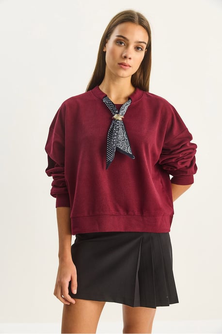 Rippstrick-Sweatshirt mit Rundhalsausschnitt und Schal-Zubehördetail - Image 5