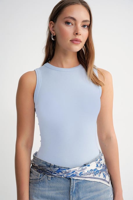 Rippstrick Crew Neck Enges Tanktop - Image 3