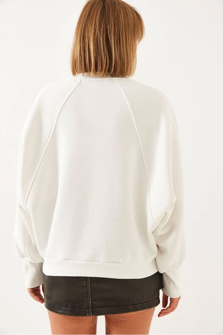Besticktes Rundhals-Langarm-Sweatshirt - Image 4