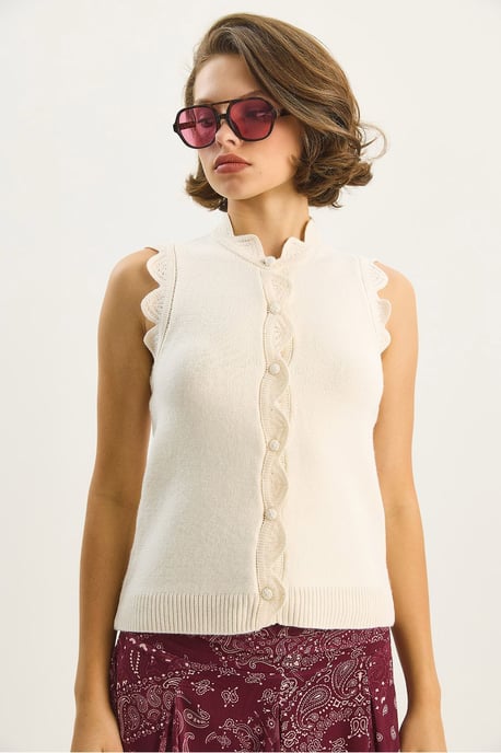 Rüschener Pullover mit Rundhalsausschnitt - Image 2