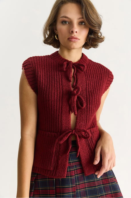 Strickjersey-Weste mit Bindegurt - Image 4