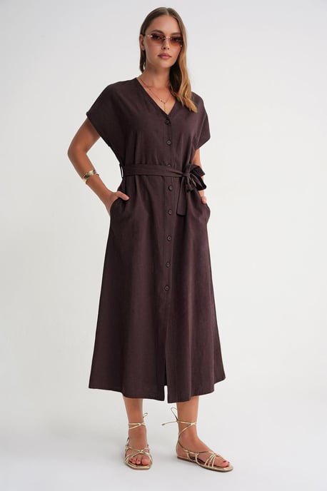 Shirtkleid mit Gürtel - Image 1