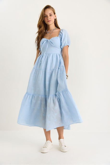 Besticktes Herzkragen Maxikleid - Image 3