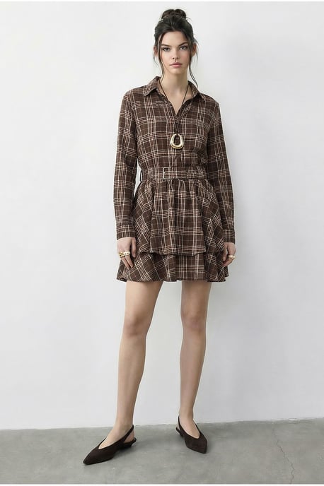 Kariertes Hemdkleid mit Gürtel - Image 1