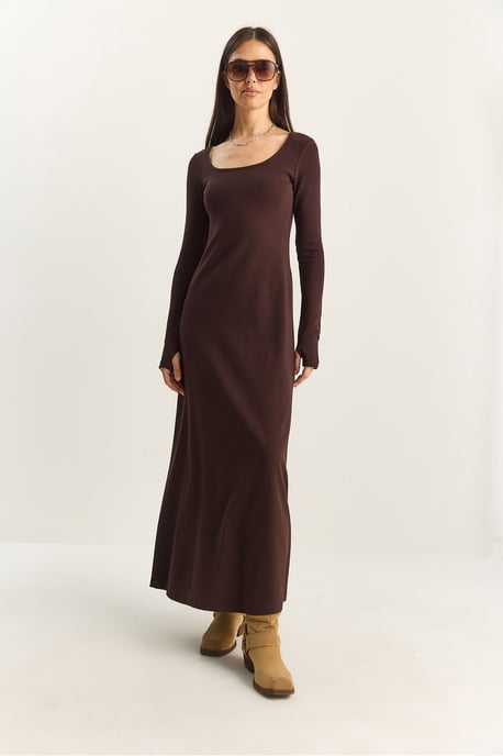 Maxi A-Linien Gestricktes Kleid - Image 4