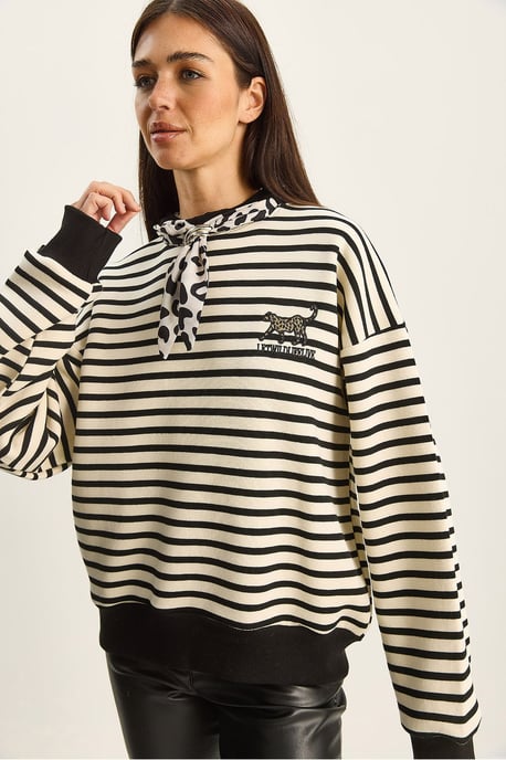 Gestreifter Kapuzenpullover mit Kordelzug - Image 5