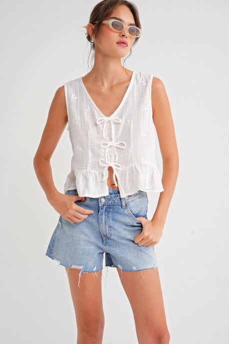 Strukturierte V-Ausschnitt Crop-Bluse mit Schleife - Image 1