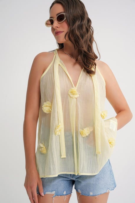 V-Ausschnitt Bluse mit Schleifenverschluss und Rüschendetails - Image 4