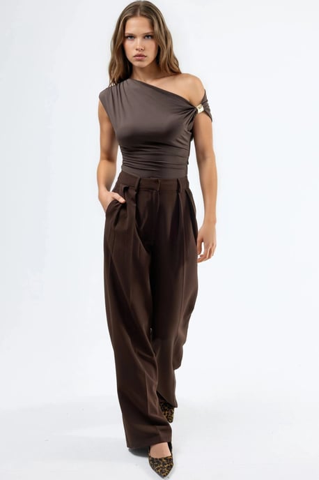 Asymmetrisches Kragenoberteil mit Zubehördetails - Image 4