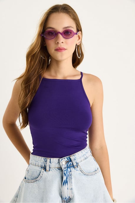 Gefüttertes Cami-Top mit Halter-Nacken aus Baumwollmischung - Image 3