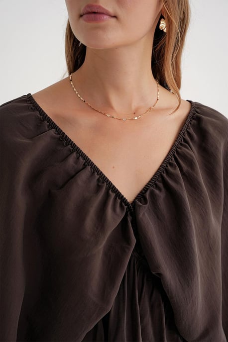 V-Ausschnitt-Bluse mit Rüschendetail - Image 6