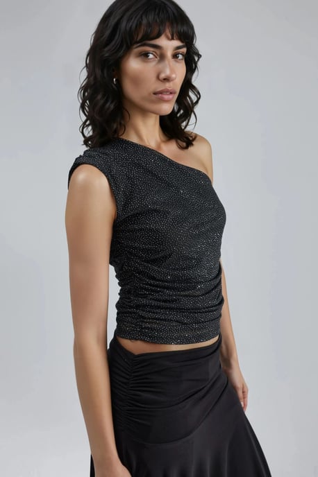 Figurbetonte, glänzende ärmellose Bluse mit asymmetrischem Kragen - Image 4