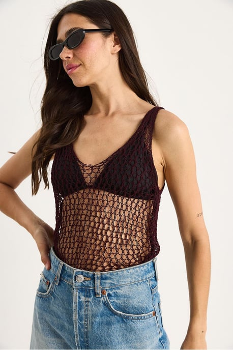 Strickbluse mit Rundhalsausschnitt und Netzdetails - Image 3