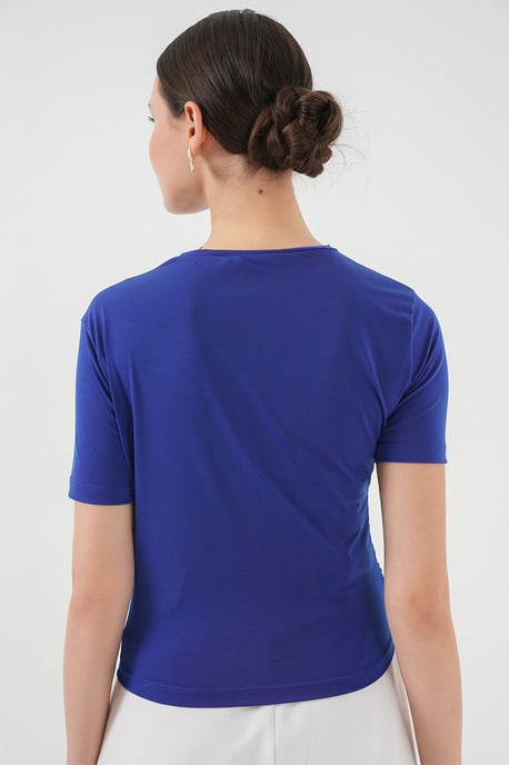 Taillierte Bluse mit Rüschendetails und Rundhalsausschnitt - Image 5