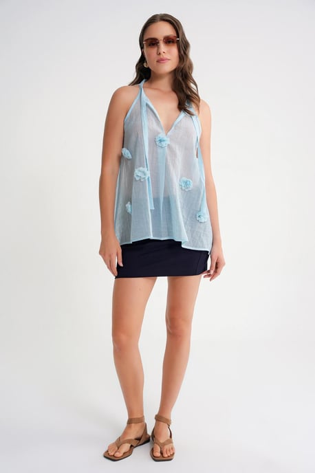 V-Ausschnitt Bluse mit Krawattenverschluss und Rüschen - Image 2