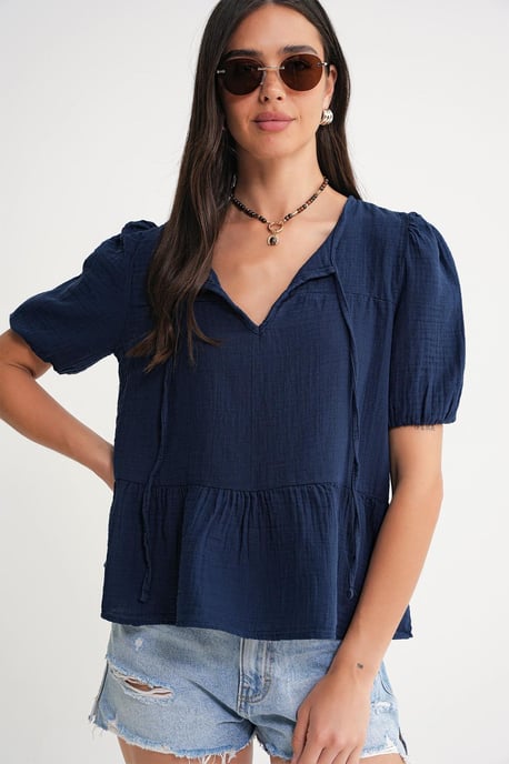 Strukturierte Musselin Rundhalsbluse mit Binding-Detail - Image 3