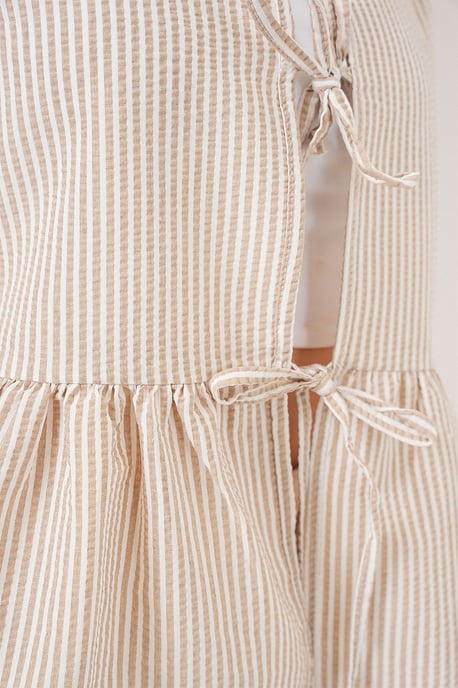 Gestreifte strukturierte Bluse mit Schleife - Image 5