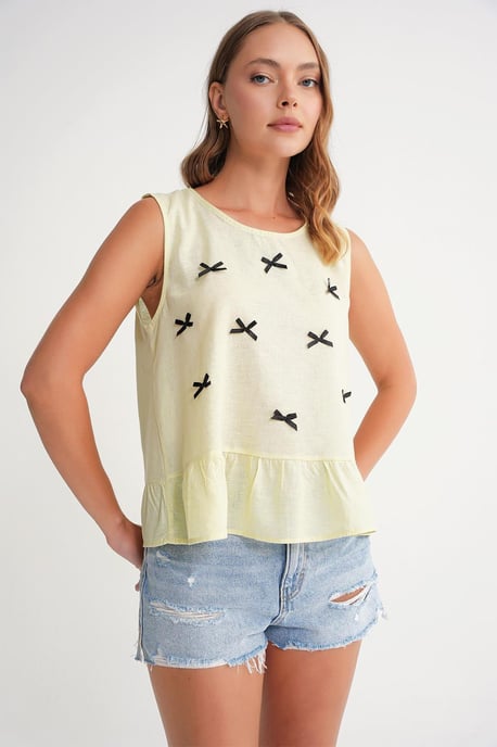 Bluse mit Rundhalsausschnitt und Schleifendetail - Image 2