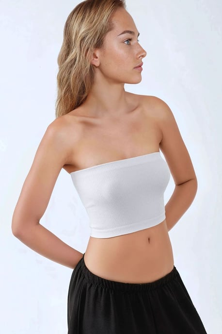 Schmal geschnittenes trägerloses Ripp-Crop-Top - Image 3