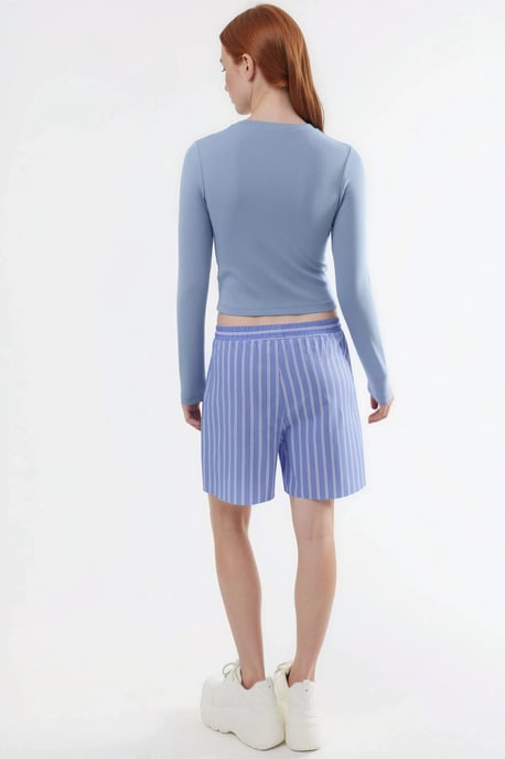 Slim Fit Langärmliges Cropped Top mit Rundhalsausschnitt - Image 3