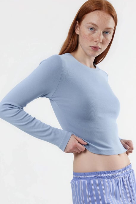 Slim Fit Langärmliges Cropped Top mit Rundhalsausschnitt - Image 4
