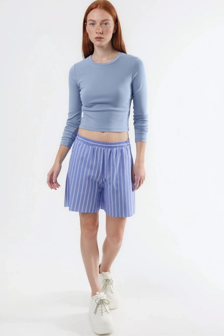 Slim Fit Langärmliges Cropped Top mit Rundhalsausschnitt - Image 5