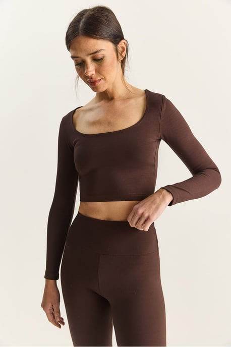 Basic Cropped Top - Image 5