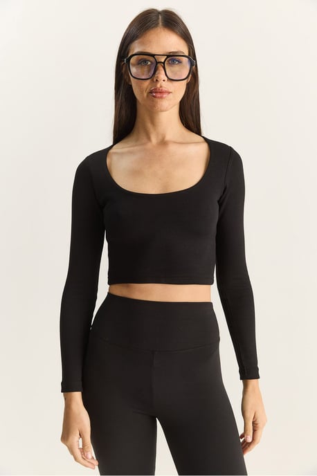 Basic Cropped Top - Image 2