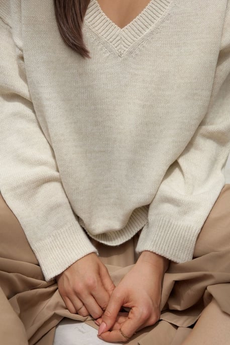 Dicker Strick-V-Ausschnitt-Pullover - Image 2