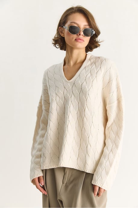 Lässiger V-Ausschnitt Strukturstrickpullover - Image 4