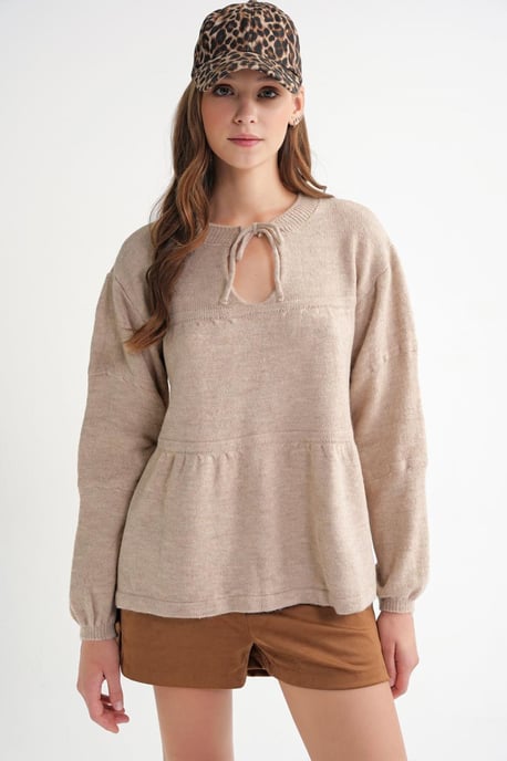 Locker gestrickter Pullover mit Bindeband - Image 1