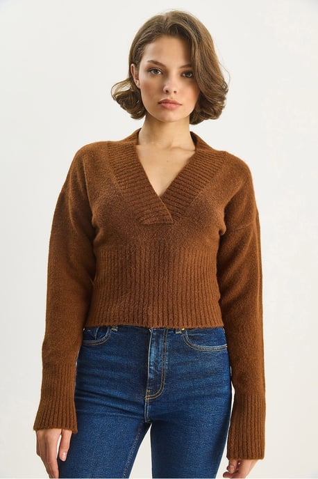 Rippstrick V-Ausschnitt Slim Fit Crop Pullover - Image 3