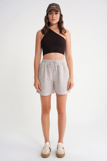 Hochgeschnittene gestreifte weite Shorts - Image 2
